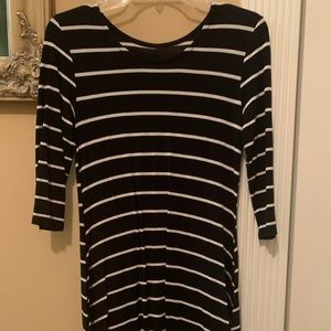 STRIPPED T-SHIRT DRESS